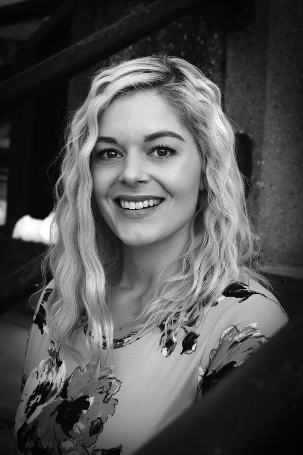 LindsaySuccessStory girl with crimped hair smiling